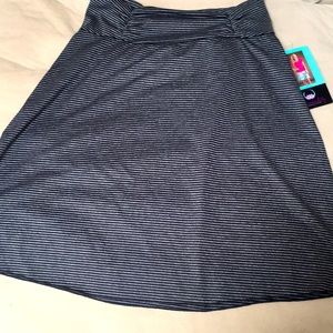 Workout cover skirt